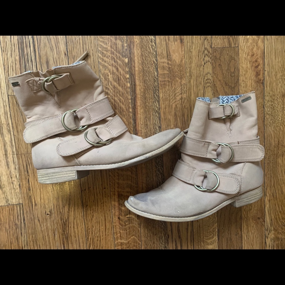 Roxy boho boots